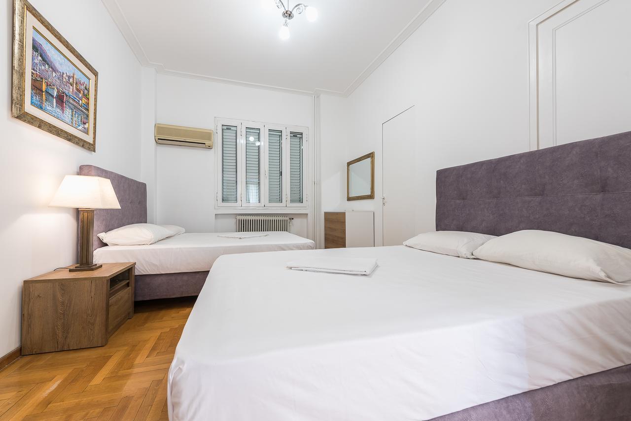 אתונה Victoria Grand Palace Apartments מראה חיצוני תמונה