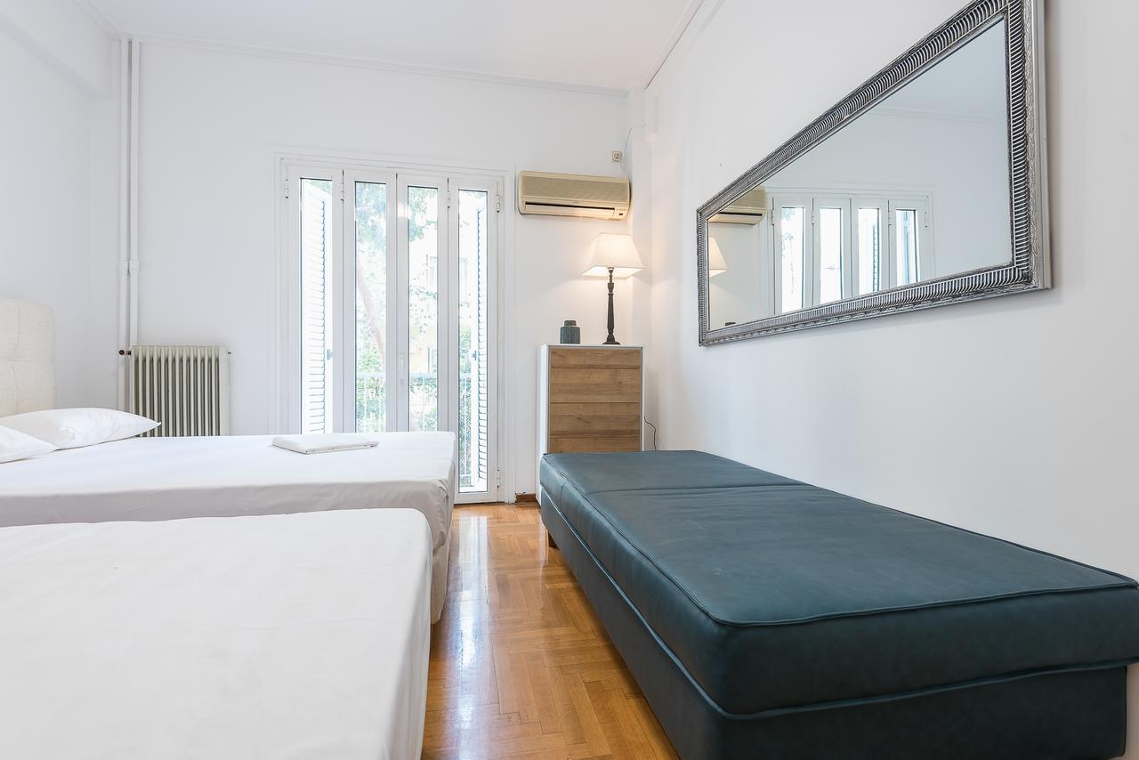 אתונה Victoria Grand Palace Apartments מראה חיצוני תמונה